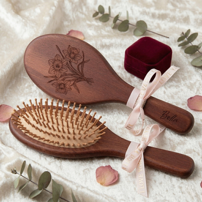 Personalized Bamboo Paddle Hairbrush – Custom Name Mother’s Day Gift for Mom