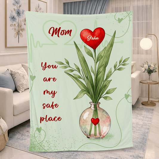Cozy Love Message Design – Custom Name Blanket for Mom – Mother’s Day & Birthday Gift for Mom – Personalized Family Throw Blanket