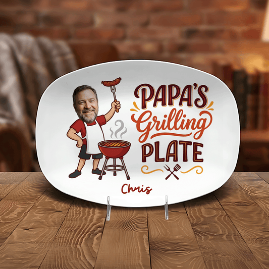 Personalized Papa’s Grilling Plate – Custom Photo & Name BBQ Decoration