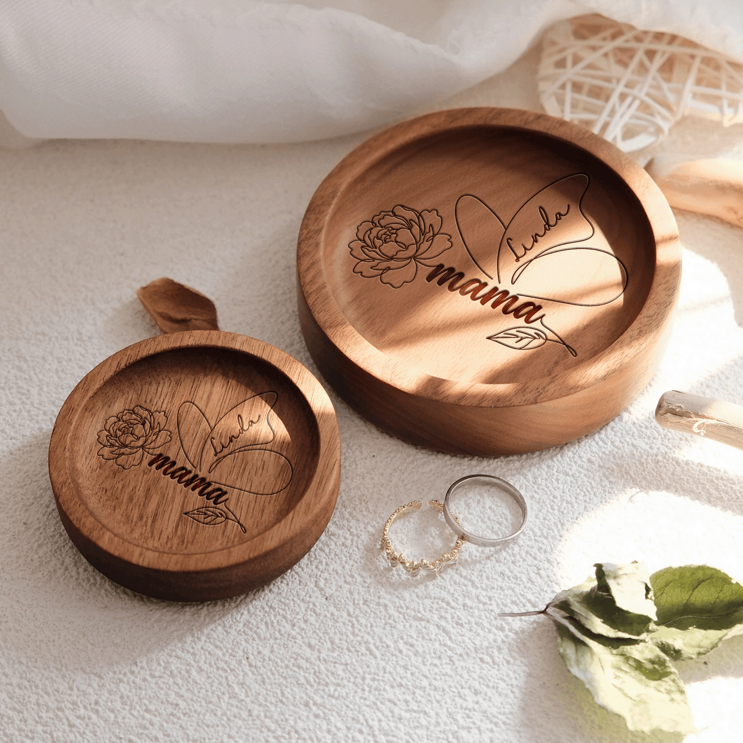 Personalized Flower Ring Dish – Floral Design Gift for Mom – Custom Jewelry Holder