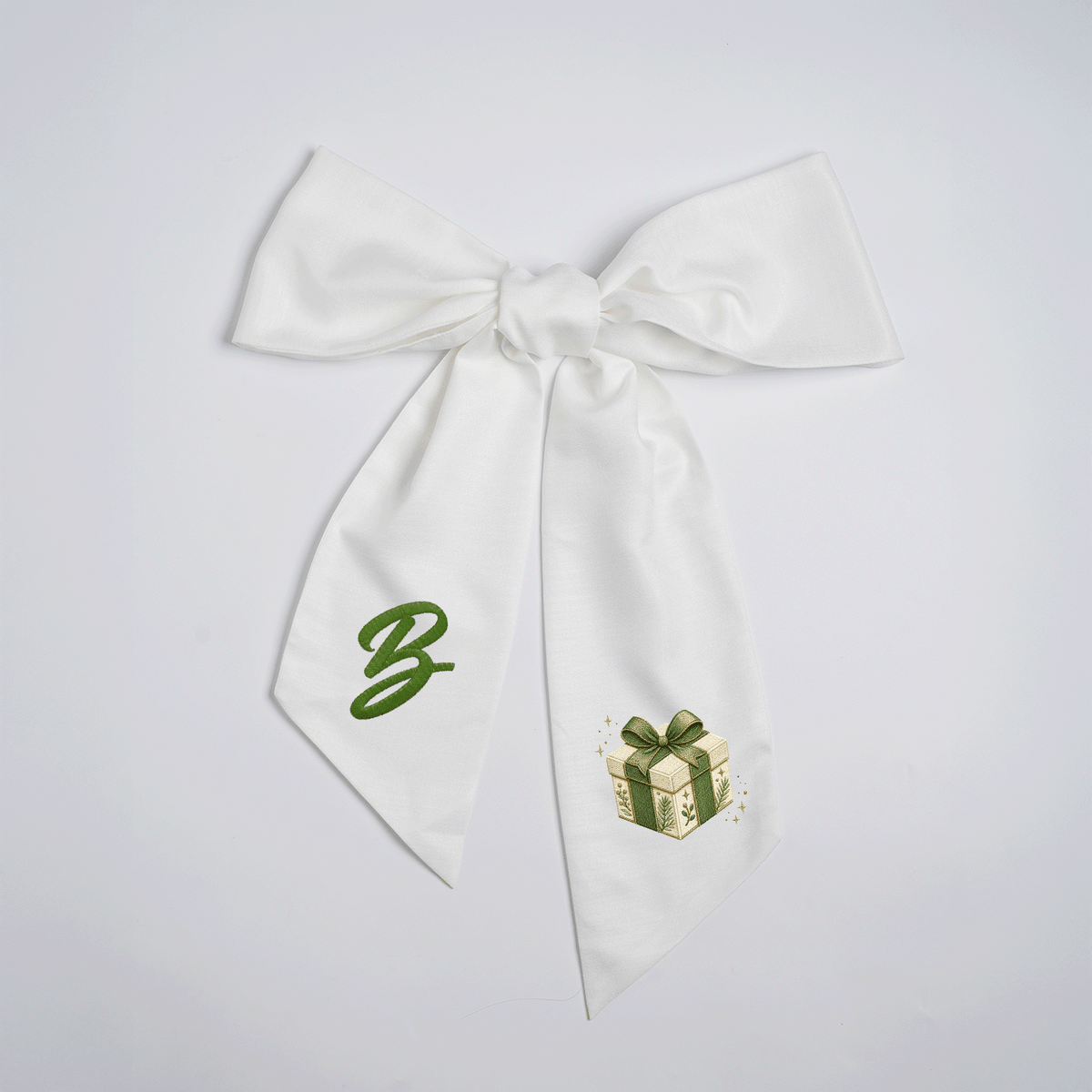 Custom Letter Green Bow Christmas Gift Box Embroidered Linen Wreath Sash, Personalized Monogram Holiday Bow Sash for Door Decor
