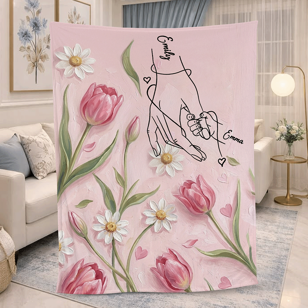 Personalized Mom Blanket with Names – Custom Holding Hands Design Gift for Mother