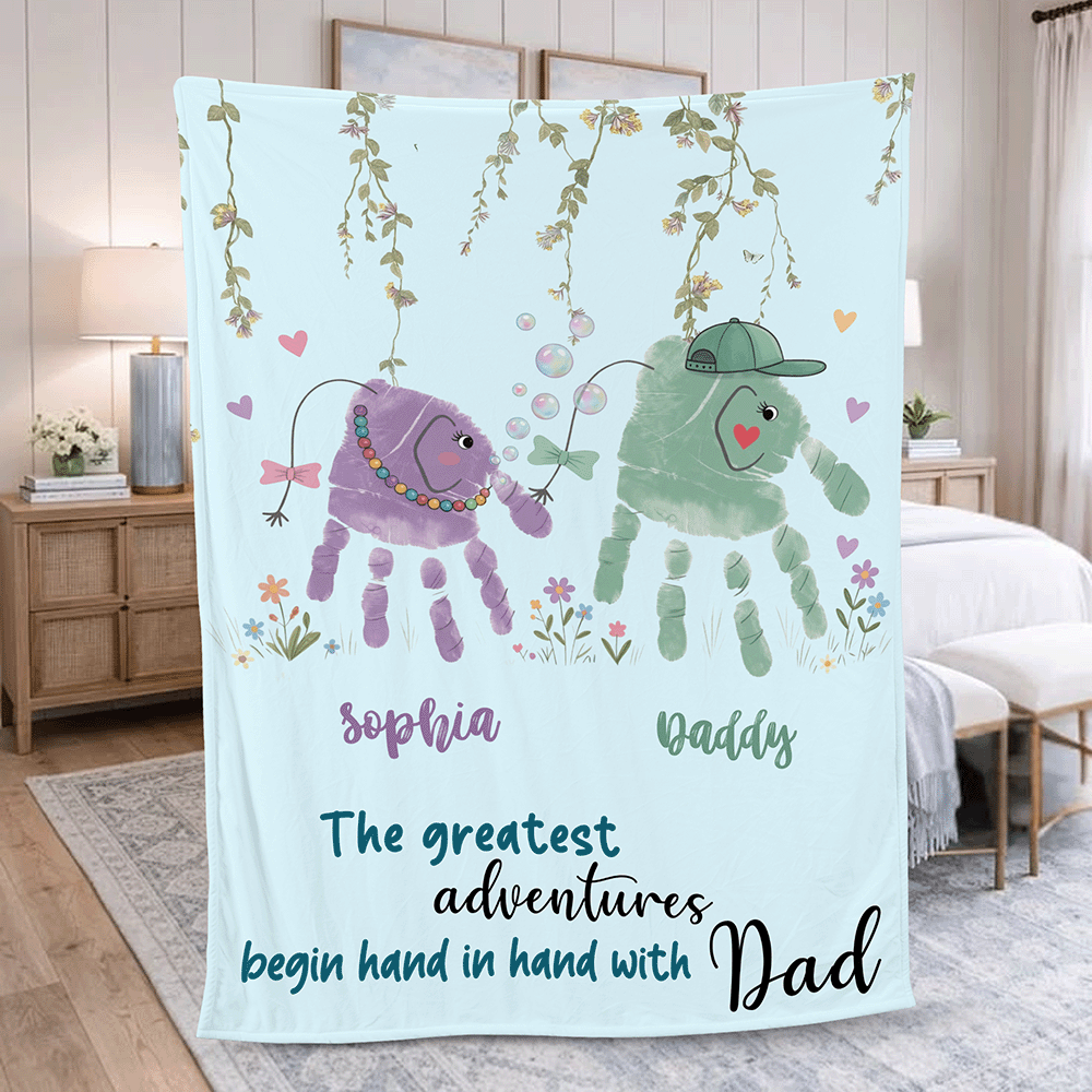 Fist Bump Daddy Blanket with Kids’ Names – Personalized Father’s Day Gift for Dad | Custom Family Keepsake Throw