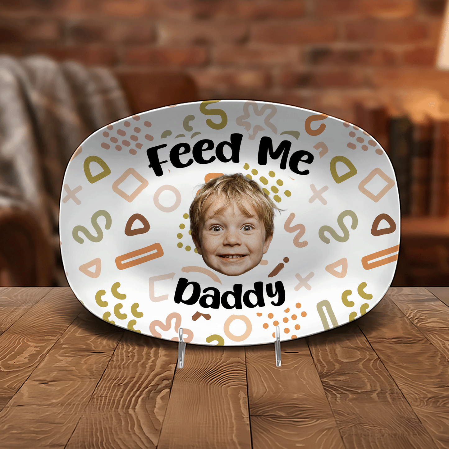 Personalized “Feed Me Daddy” Decorative Plate – Funny BBQ Keepsake for Dad