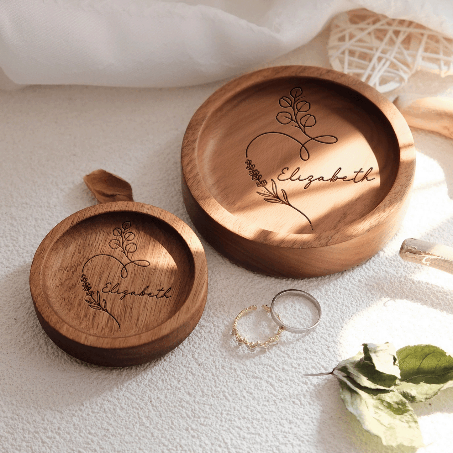 Custom Wooden Ring Dish – Engraved Jewelry Holder Gift for Mom – Personalized Keepsake