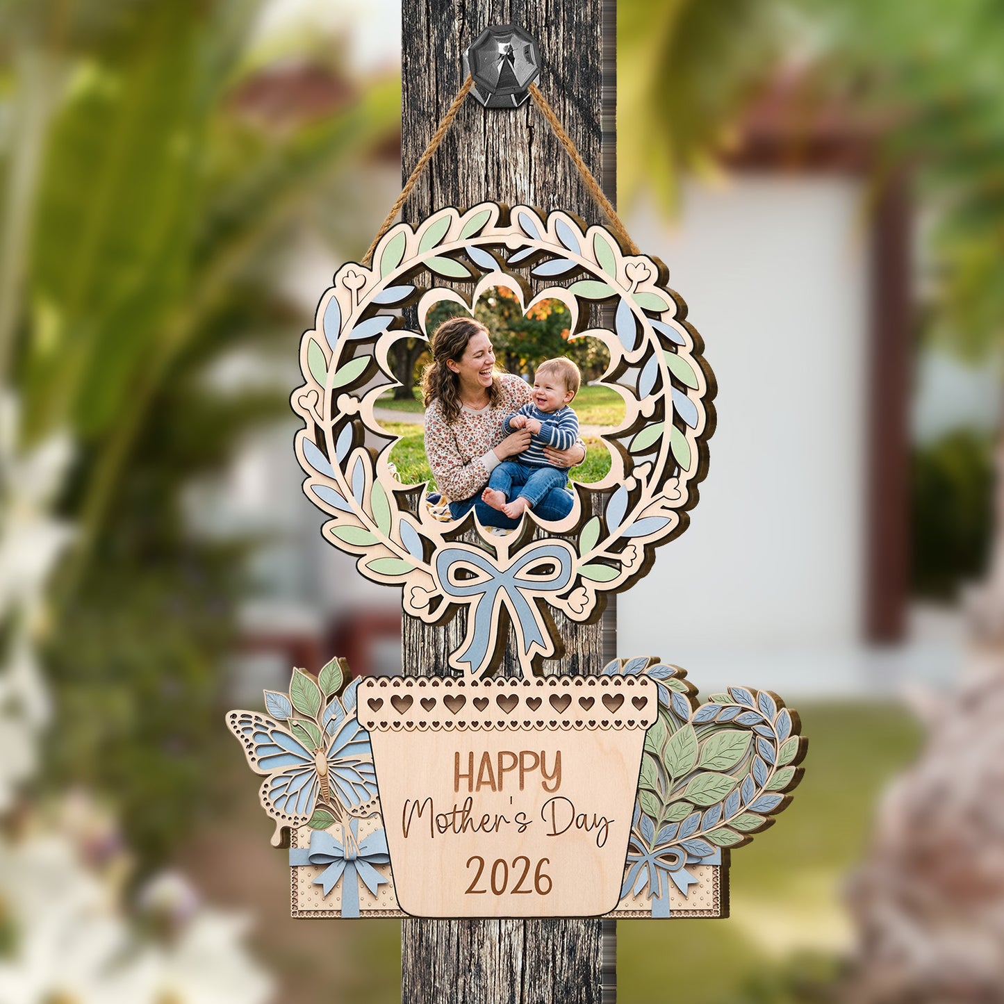 Personalized Mother’s Day Wooden Sign with Photo & Year – Custom Wood Plaque Gift for Mom, Family Keepsake Decor