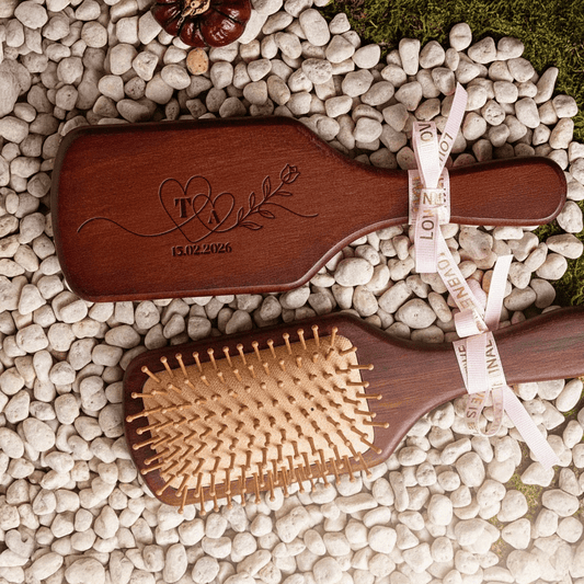Engraved Red Sandalwood Hair Comb – Personalized Bridal Party Gift for Bridesmaids & Mom