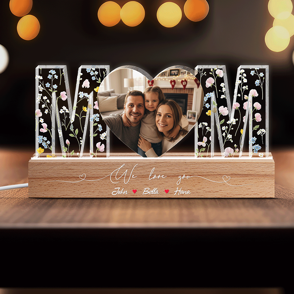 We Love You, Mom – Mother’s Day & Family Keepsake Gift for Mom – Personalized LED Night Light