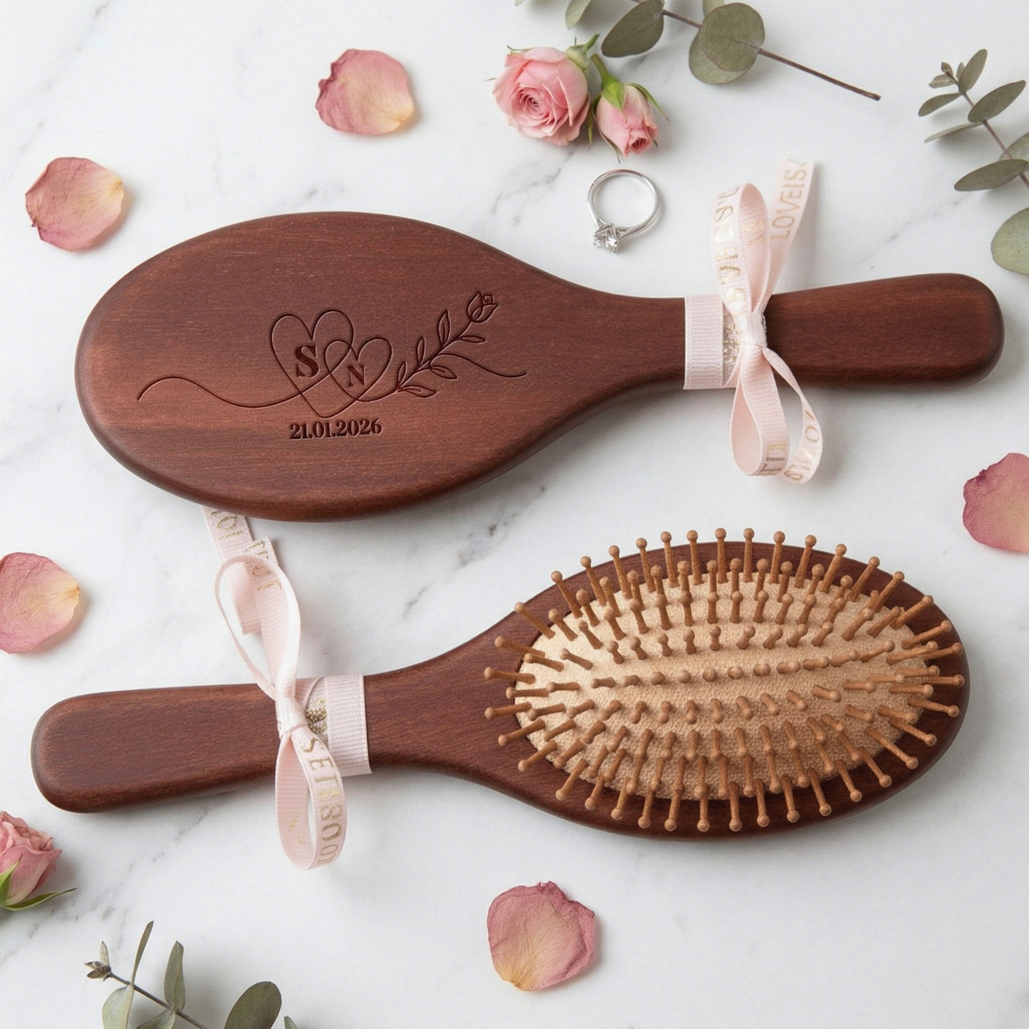 Engraved Red Sandalwood Hair Comb – Personalized Bridal Party Gift for Bridesmaids & Mom
