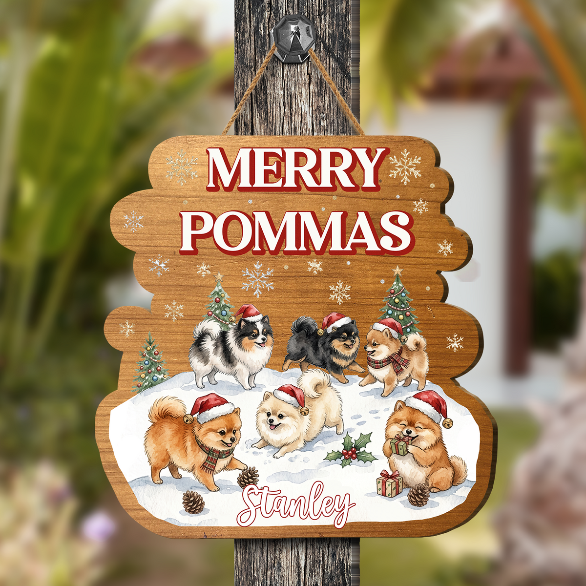 Personalized Merry Pommas Custom Shape Wood Sign, Custom Family Name Pomeranian Dogs Wooden Hanging Plaque, Festive Christmas Door & Wall Decor Pet Lovers Family Gift