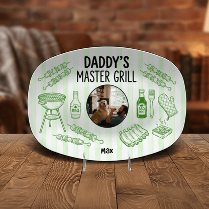 Personalized “Daddy’s Master Grill” Decorative Plate – BBQ Keepsake for Dad