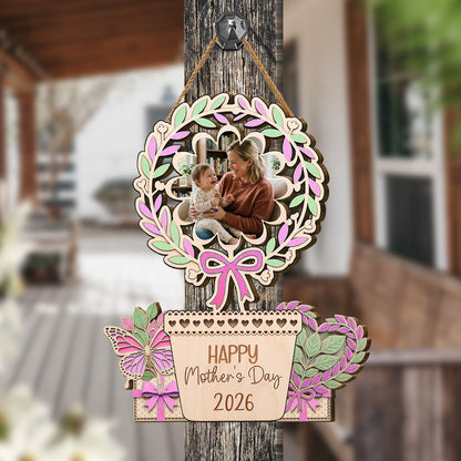 Personalized Mother’s Day Wooden Sign with Photo & Year – Custom Wood Plaque Gift for Mom, Family Keepsake Decor