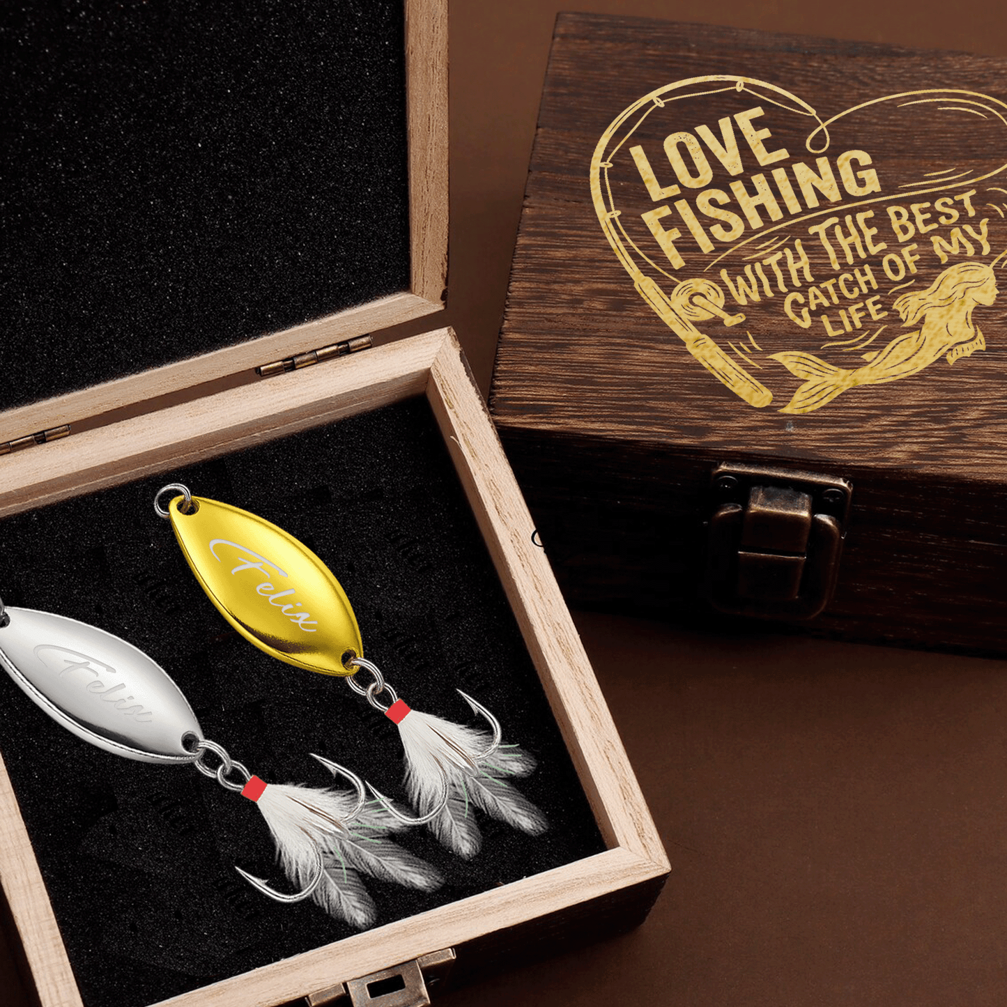 Personalized Engraved Fishing Lure for Dad – “Loving Fishing With The Best Catch Of My Life” Gift
