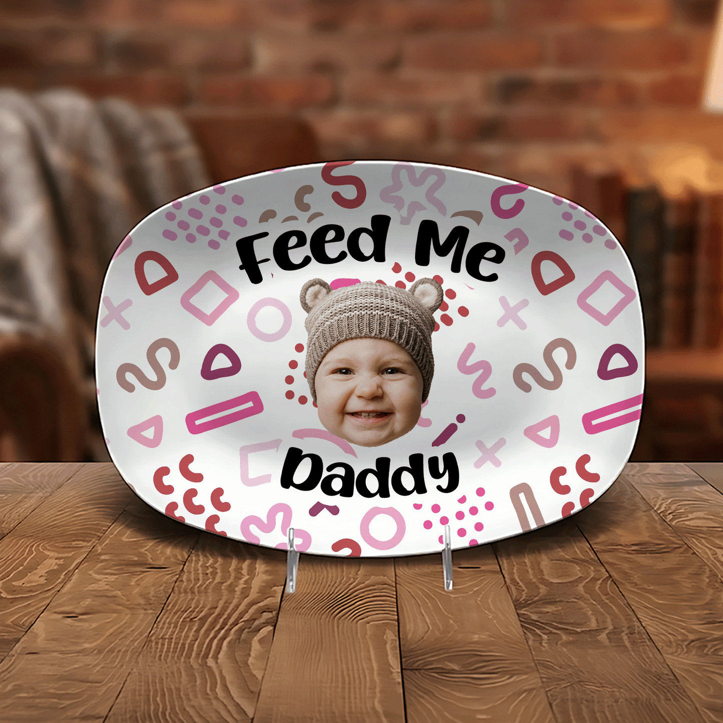Personalized “Feed Me Daddy” Decorative Plate – Funny BBQ Keepsake for Dad