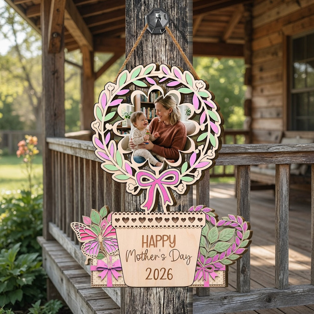 Personalized Mother’s Day Wooden Sign with Photo & Year – Custom Wood Plaque Gift for Mom, Family Keepsake Decor
