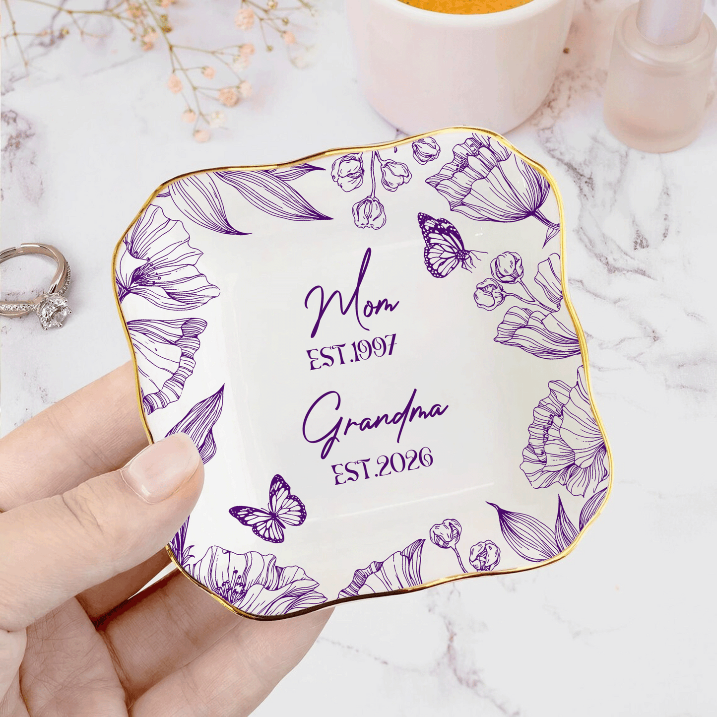 Personalized Grandma to Be Jewelry Dish - Custom First Time Grandma Trinket Tray, New Grandma Mother's Day Gift