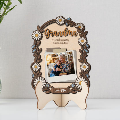 Personalized 2-Layer Wooden Sign with Photo & Year, Mother’s Day Gift for Mom & Grandma, Custom Floral Keepsake Plaque