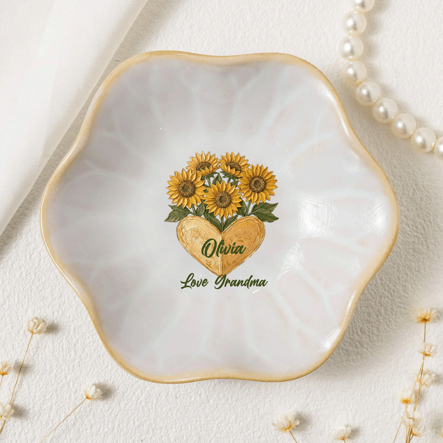 Custom Birth Month Flower Trinket Dish – Personalized Name Center Meaningful Mother’s Day Gift