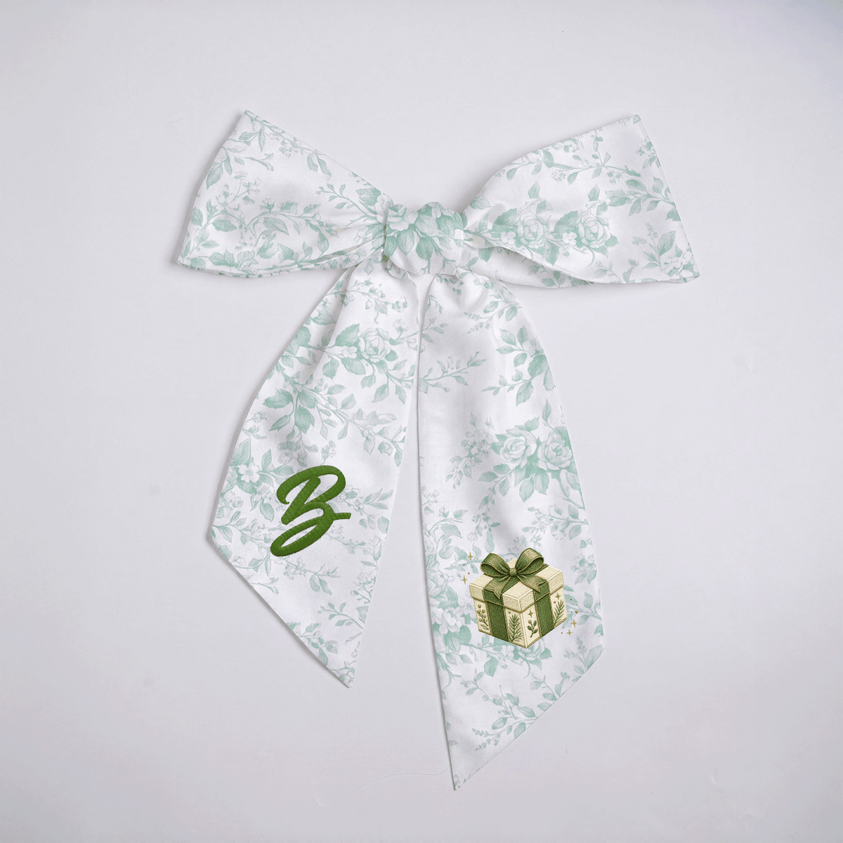 Custom Letter Green Bow Christmas Gift Box Embroidered Linen Wreath Sash, Personalized Monogram Holiday Bow Sash for Door Decor
