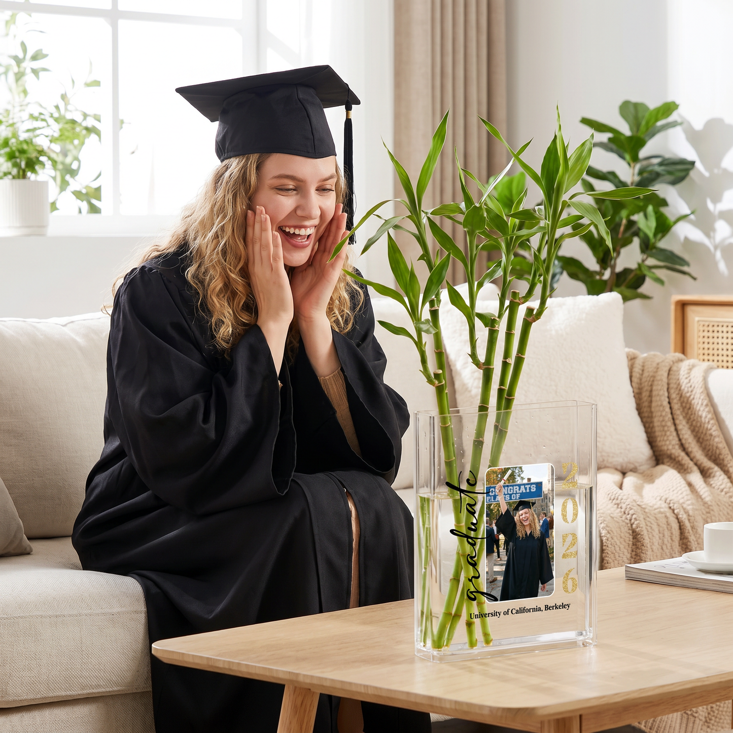 Personalized Graduate Acrylic Book Vase with Custom Photo Graduation Flower Vase