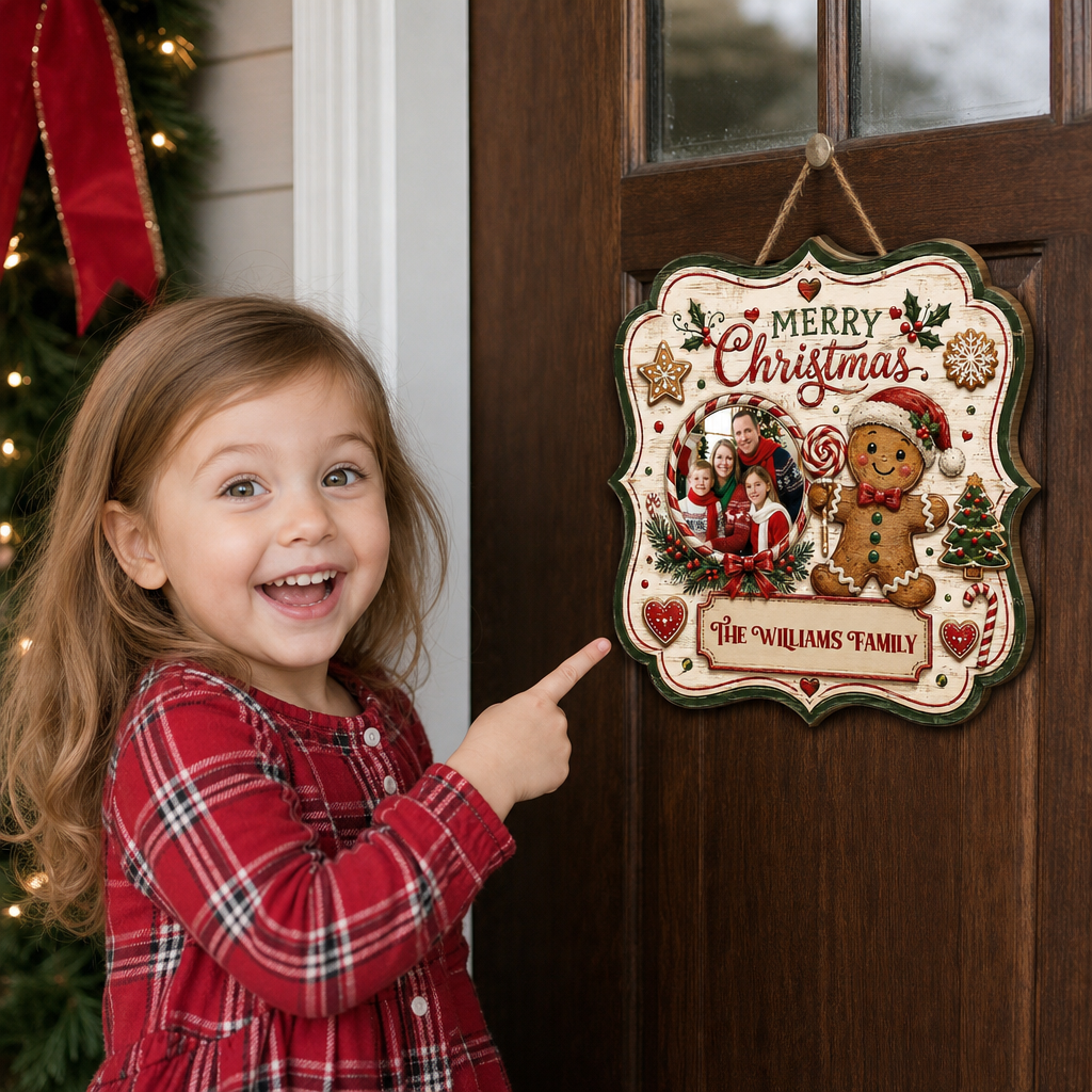 Personalized Gingerbread Man Photo Custom Shape Wood Sign, Custom Family Picture Name Merry Christmas Wooden Hanging Plaque, Festive Holiday Door & Wall Decor Family Gift