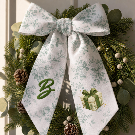 Custom Letter Green Bow Christmas Gift Box Embroidered Linen Wreath Sash, Personalized Monogram Holiday Bow Sash for Door Decor