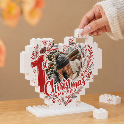 Personalized Photo Christmas Building Block Heart Shape in Cream White, Custom Couple First Christmas Married Photo Red Botanical Wreath Brick Puzzle Keepsake Decor, Holiday Gift for Newlyweds
