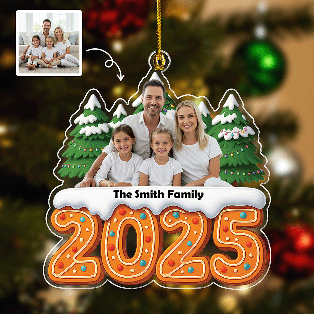 Custom Family Christmas Ornament 2025 – Personalized Gingerbread Acrylic Decoration